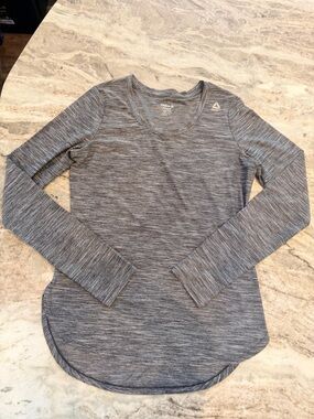 Reebok Gray Long Sleeve Athletic Top Women Small Moisture Wicking